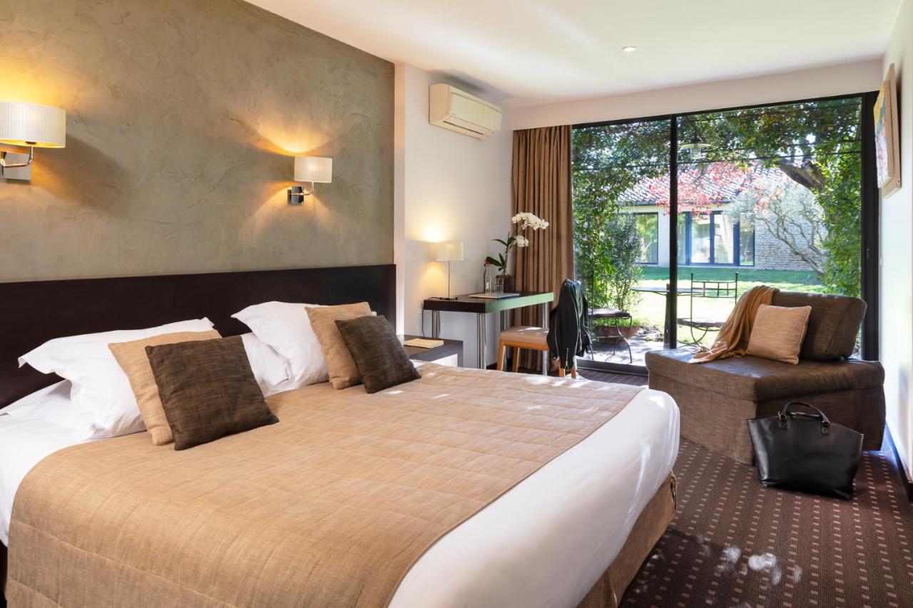 Hotel Carcarille Restaurant Le C Gordes Εξωτερικό φωτογραφία